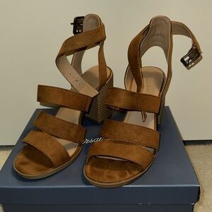 Target Universal Thread Shoes